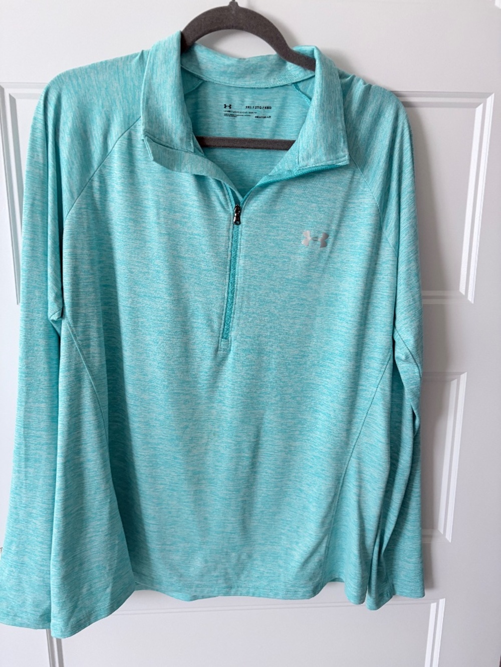 Women's Under Armour 1/4 zip long sleeve size 2XL